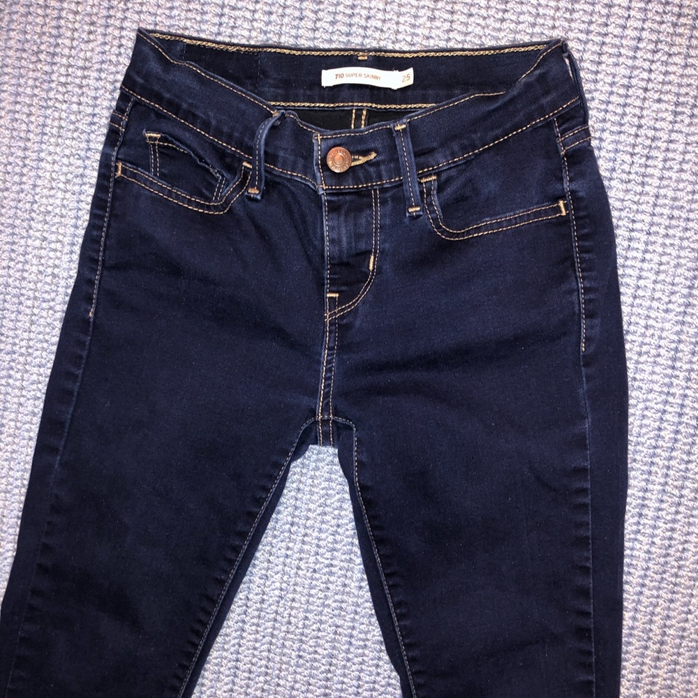 (EUC) Levi’s 710 super skinny jeans